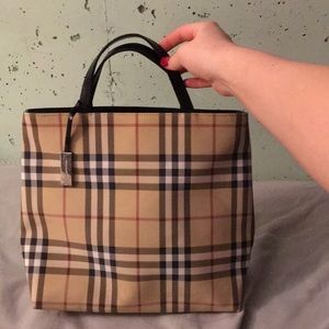 burberry classic nova check handbag